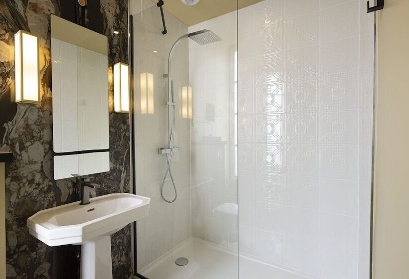 スーペリアールーム, Le Rocroy