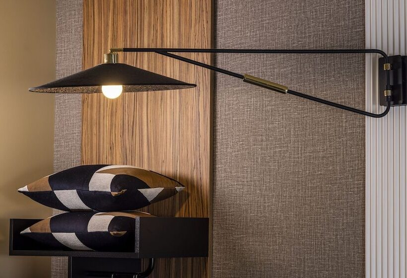 スーペリアールーム, Le Rocroy