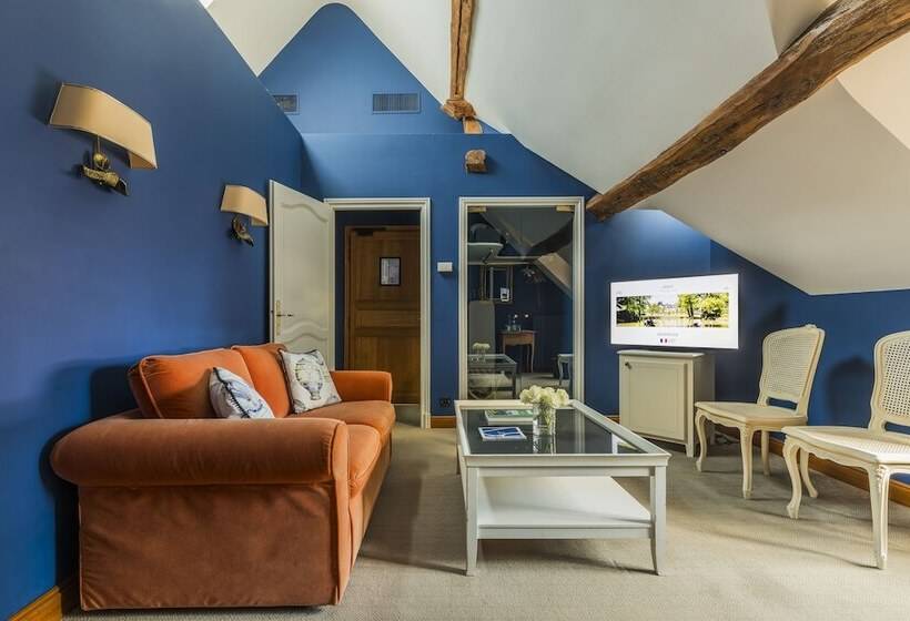 جناح, Les Hauts De Loire