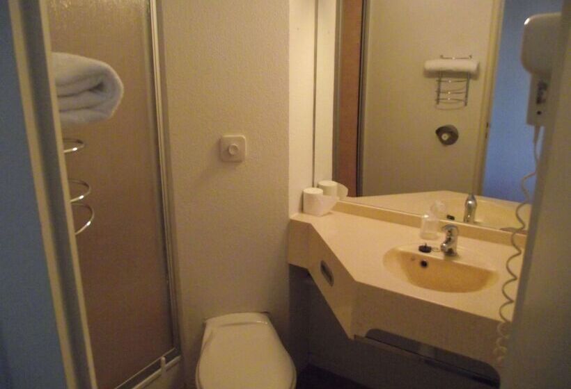 Номер Стандарт Двуспальная Кровать, Classe Troyes La Chapelle Saint Luc