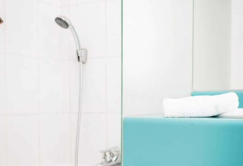 غرفة قياسية, Adonis Gapotel