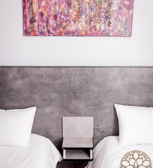 غرفة قياسية, Adonis Gapotel