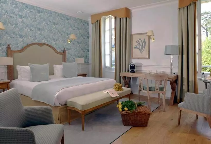 ジュニアスイート, Chateau La Cheneviere