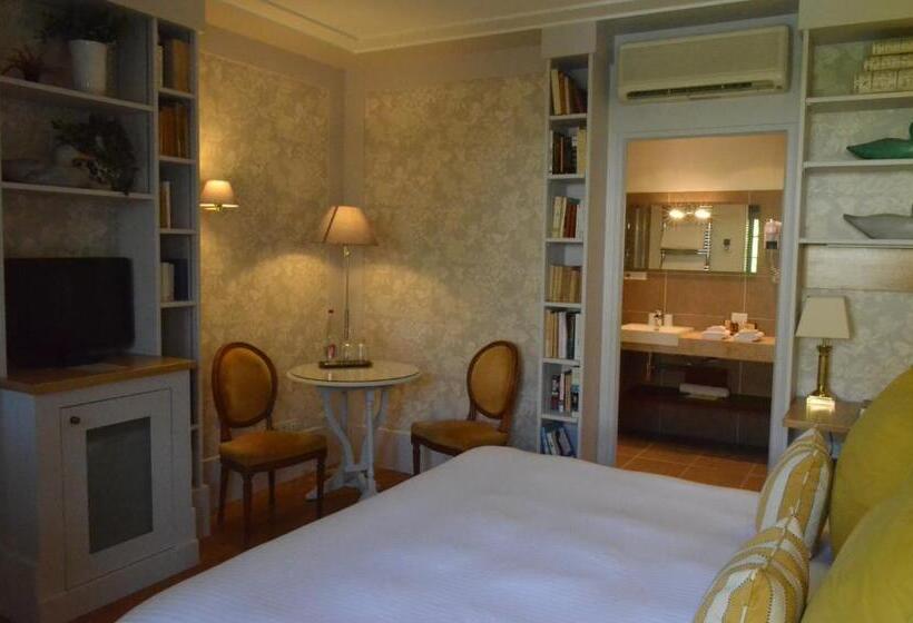 スタンダードルーム, Chateau La Cheneviere