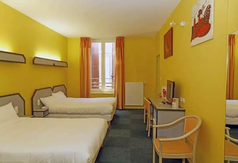 اتاق استاندارد چهار تخته, Hôtel Du Vigan