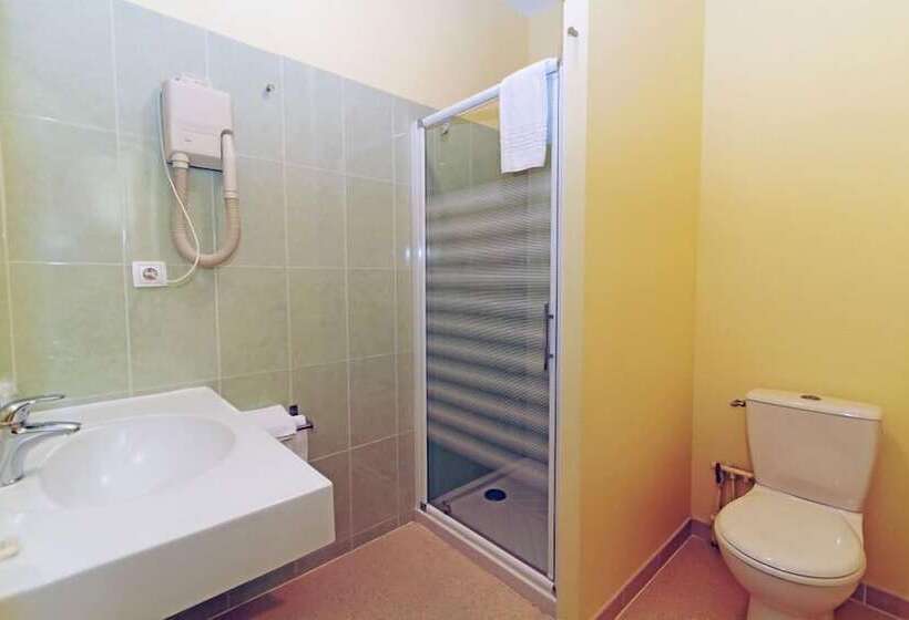 Номер Стандарт, Hôtel Du Vigan