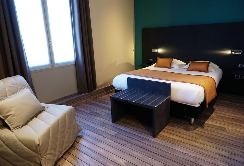 חדר משפחתי, Logis Hôtel De Bourgogne   Mâcon