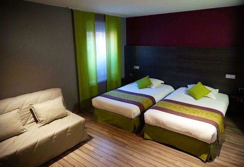 חדר משפחתי, Logis Hôtel De Bourgogne   Mâcon