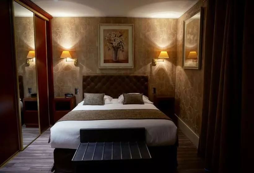 スーペリアールーム, Logis Hôtel De Bourgogne   Mâcon