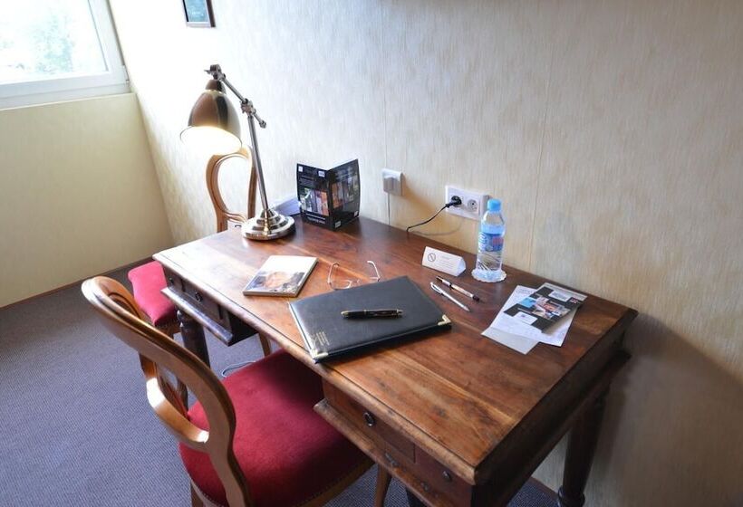 اتاق راحتی یک تخته, Hôtel Bomotel