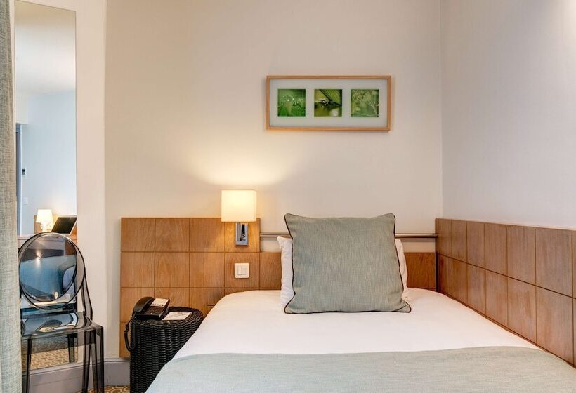 スタンダードルーム, Caumartin Opera Astotel