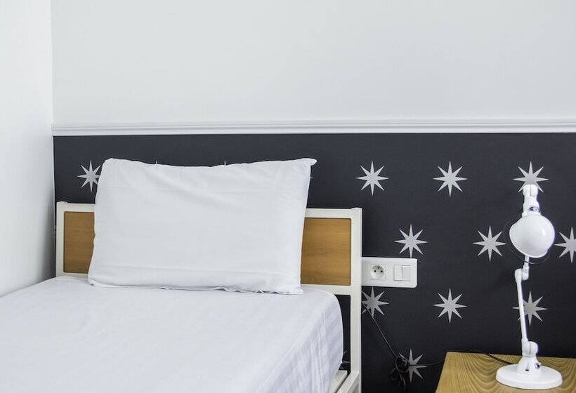 غرفة قياسية, Caumartin Opera  Astotel