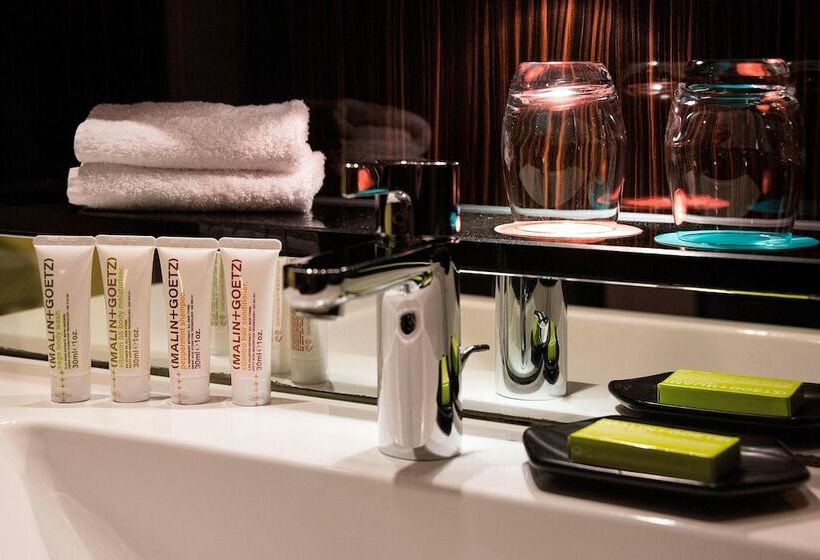 スタンダードルーム, Le Méridien Etoile