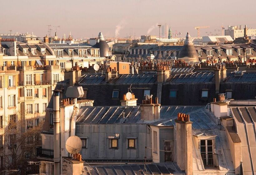 クラブルーム, Le Méridien Etoile