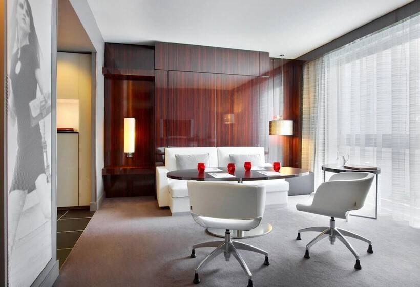 シニアスイート, Le Méridien Etoile