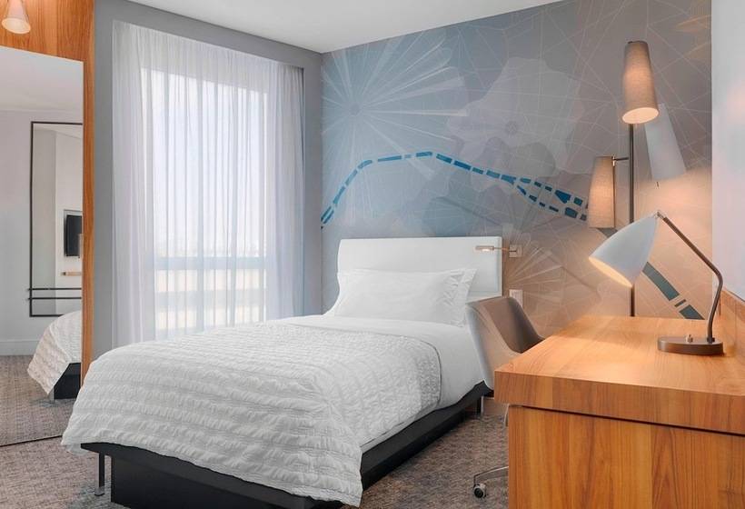 スタンダードルーム, Le Méridien Etoile