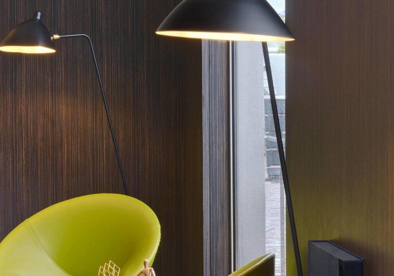 クラブルーム, Le Méridien Etoile