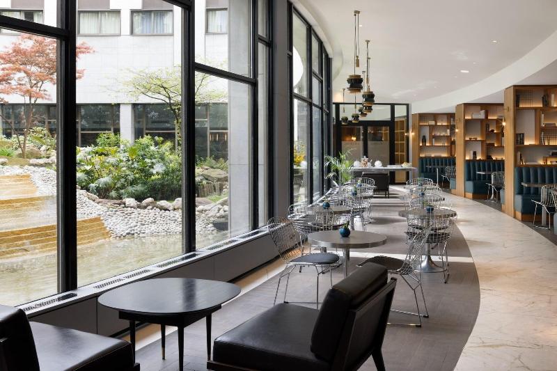 クラブルーム, Le Méridien Etoile