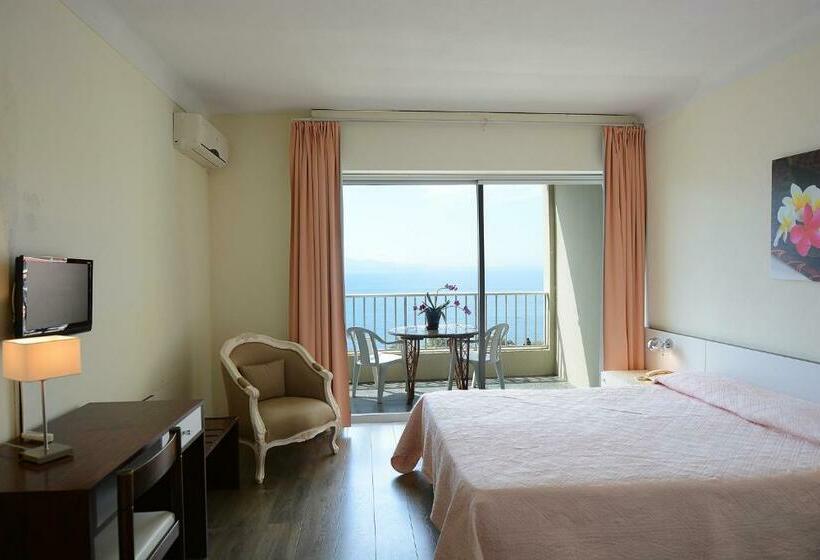 اتاق استاندارد با چشم‌انداز دریا, Sun Beach