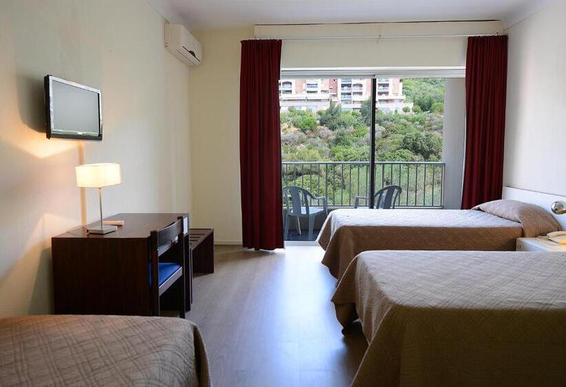 اتاق استاندارد سه تخته با چشم‌انداز, Sun Beach