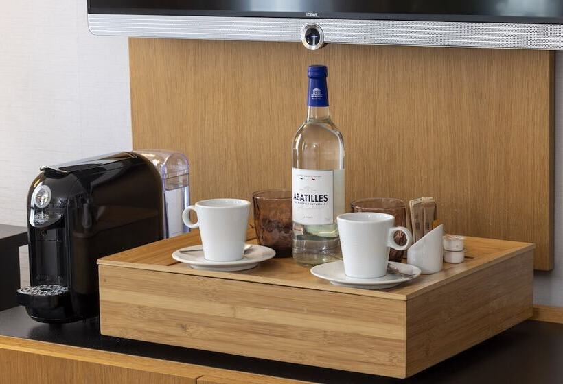 エクゼクティブルーム, La Villa Madame