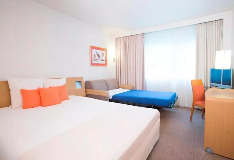 トリプルクラシックルーム, Novotel Bordeaux Mérignac