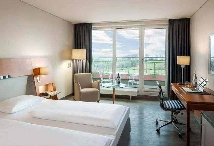 Comfort room with view, Dorint Am Nürburgring Hocheifel