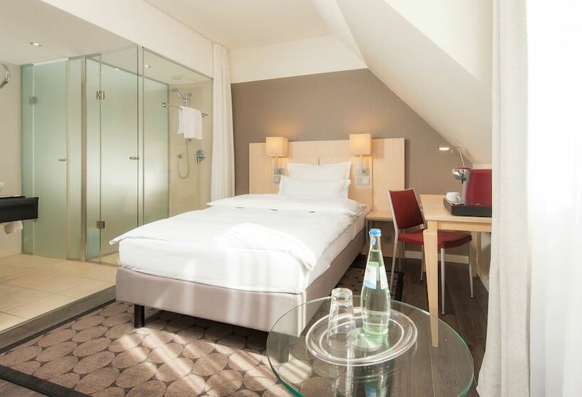 غرفة قياسية فردية, Lyskirchen