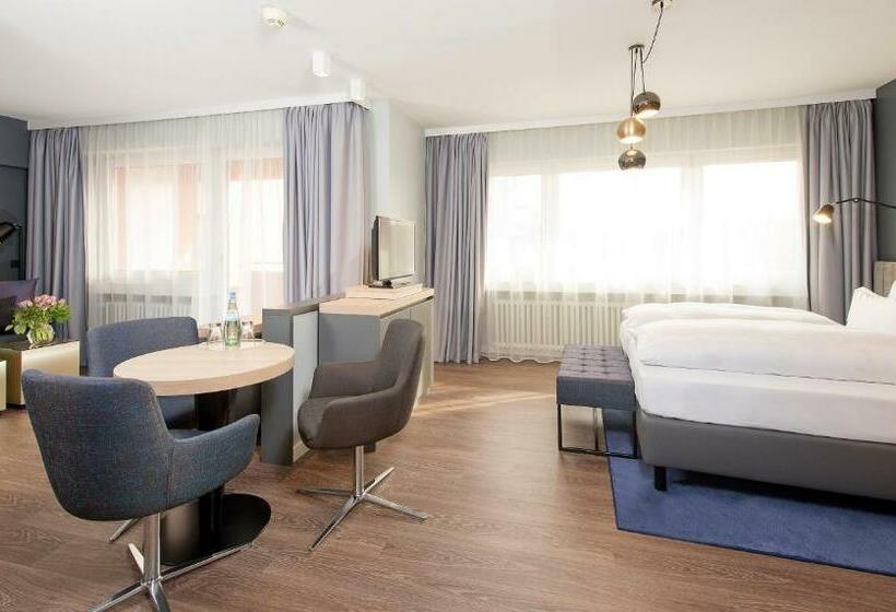 شقة غرفة واحدة, Lyskirchen