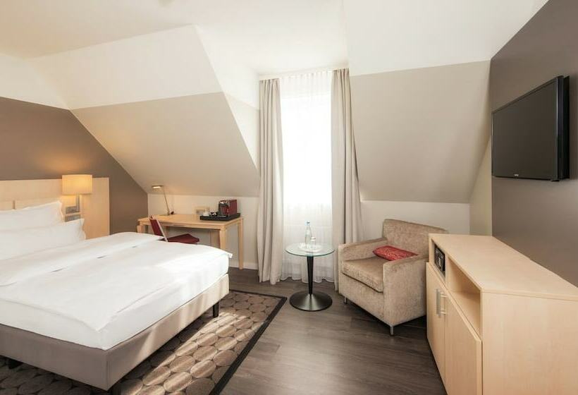 شقة غرفة واحدة, Lyskirchen