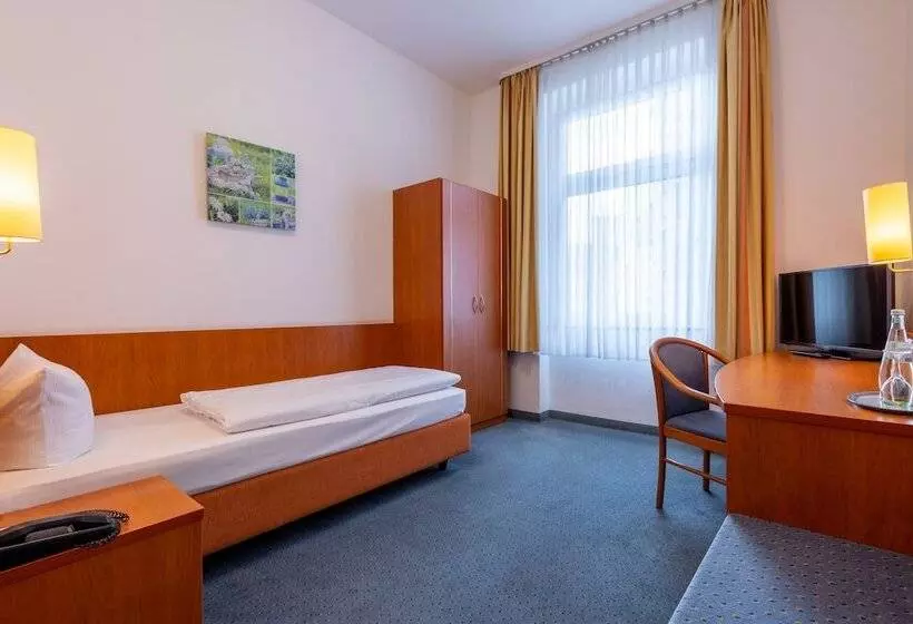 اتاق استاندارد یک نفره, Trip Inn Hotel Schumann