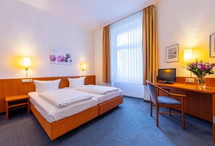 Номер Стандарт Трехместный, Trip Inn Hotel Schumann