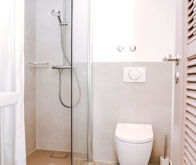 컴포트 싱글 룸, Concorde Business Boutique