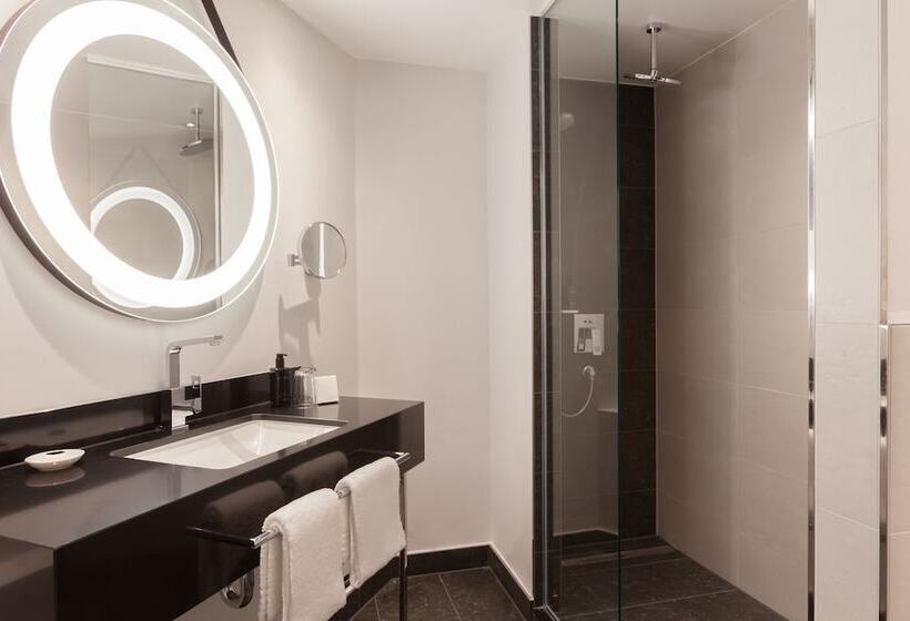 غرفة ديلوكس, Elephant Weimar, Autograph Collection