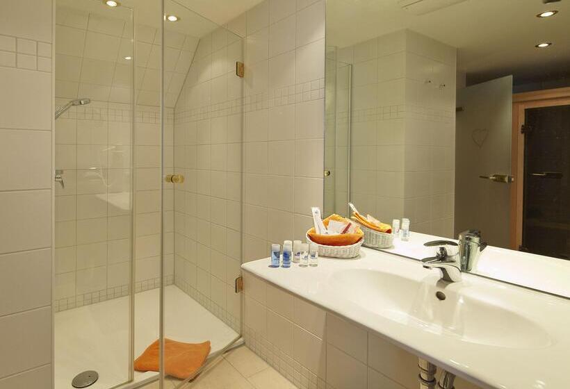 جناح, Kaiserhof Heringsdorf