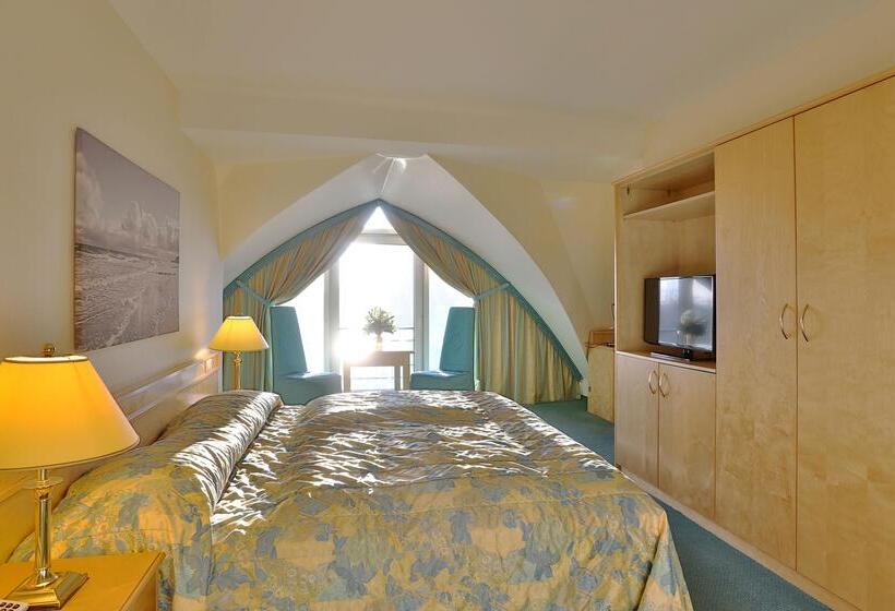 جناح, Kaiserhof Heringsdorf