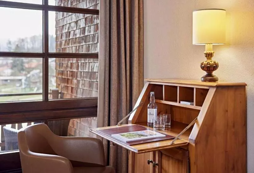 キングサイズベッドのスタンダードルーム, Lindner Hotel Oberstaufen Parkhotel, Part Of Jdv By Hyatt