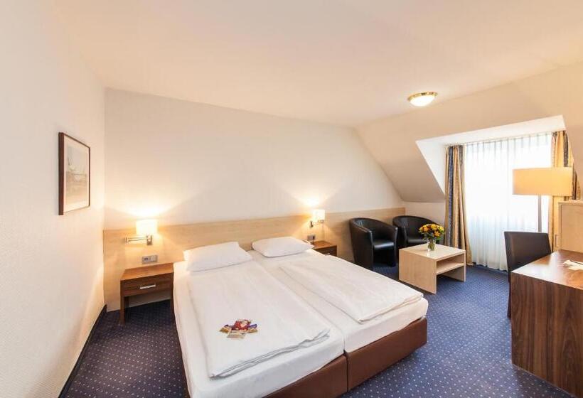 스탠다드 트리플 룸, Mariella