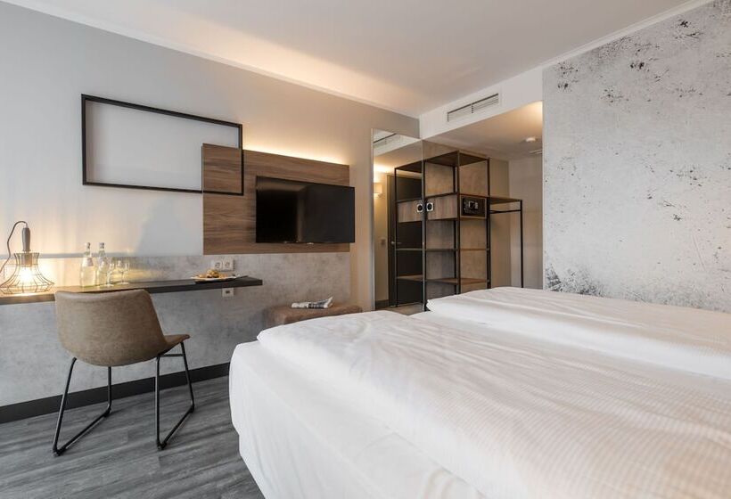 Номер Стандарт, Scotty & Paul Hotel Deggendorf
