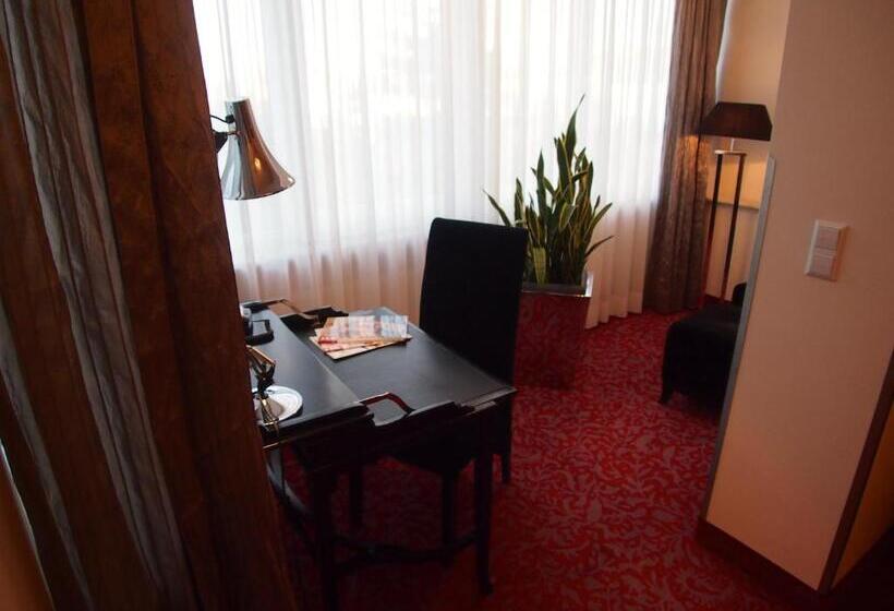 スイート, Top Hotel Krämer