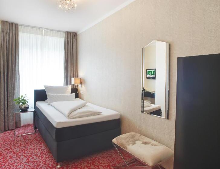 シングルベーシックルーム, Top Hotel Krämer