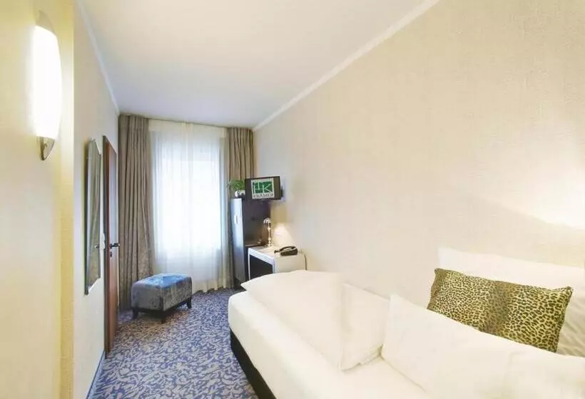 اتاق عادی یک تخته, Top Hotel Krämer