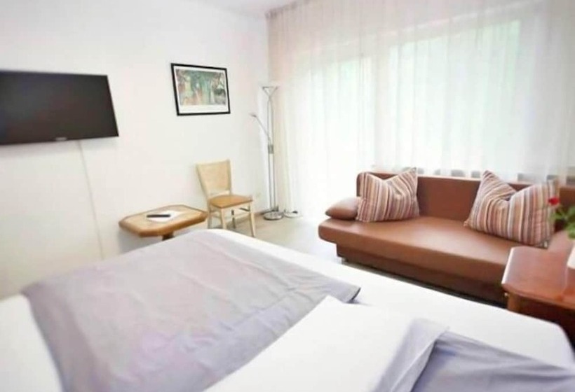 舒适型房间, Zur Eiche