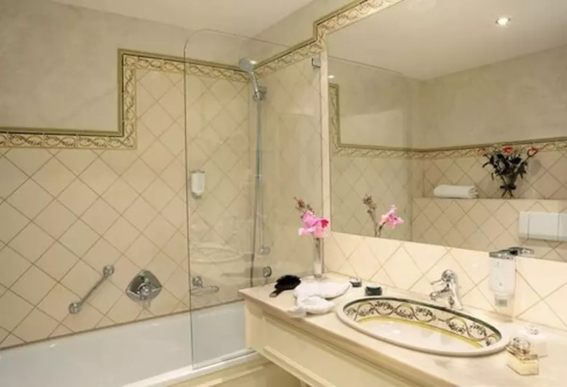 デラックスルーム, Romantik Hotel Jagdhaus Waldidyll