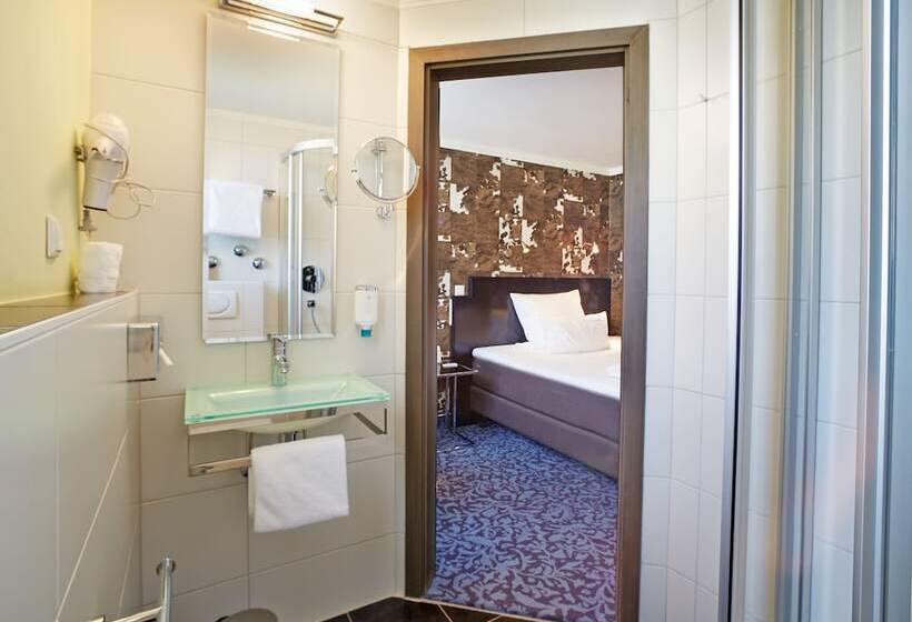 コンフォートシングルルーム, Top Hotel Krämer