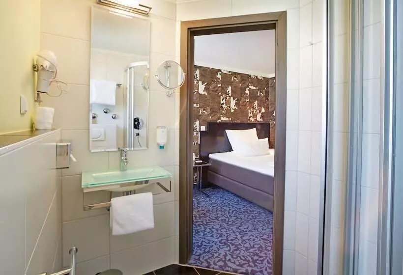 اتاق راحتی یک تخته, Top Hotel Krämer