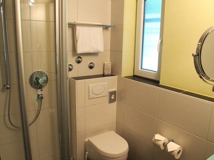 コンフォートシングルルーム, Top Hotel Krämer