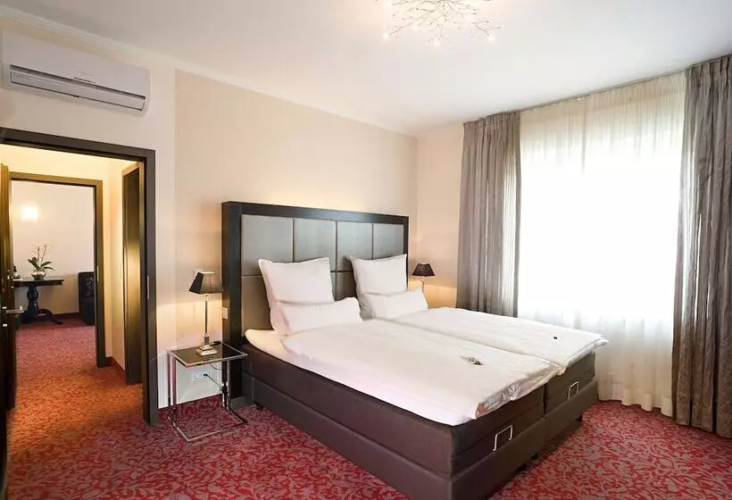 سوییت, Top Hotel Krämer