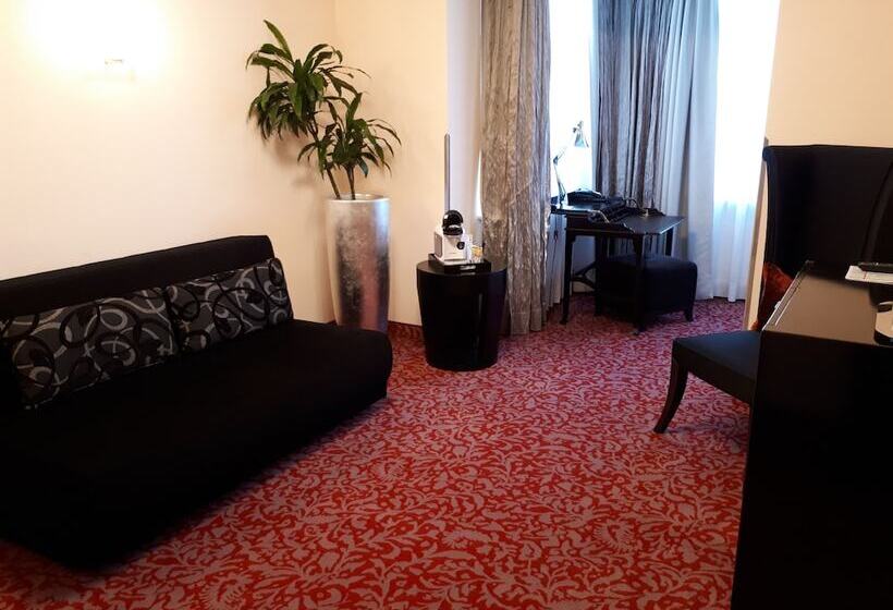 スイート, Top Hotel Krämer