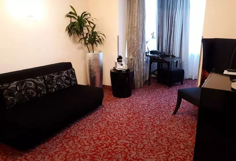 سوییت, Top Hotel Krämer